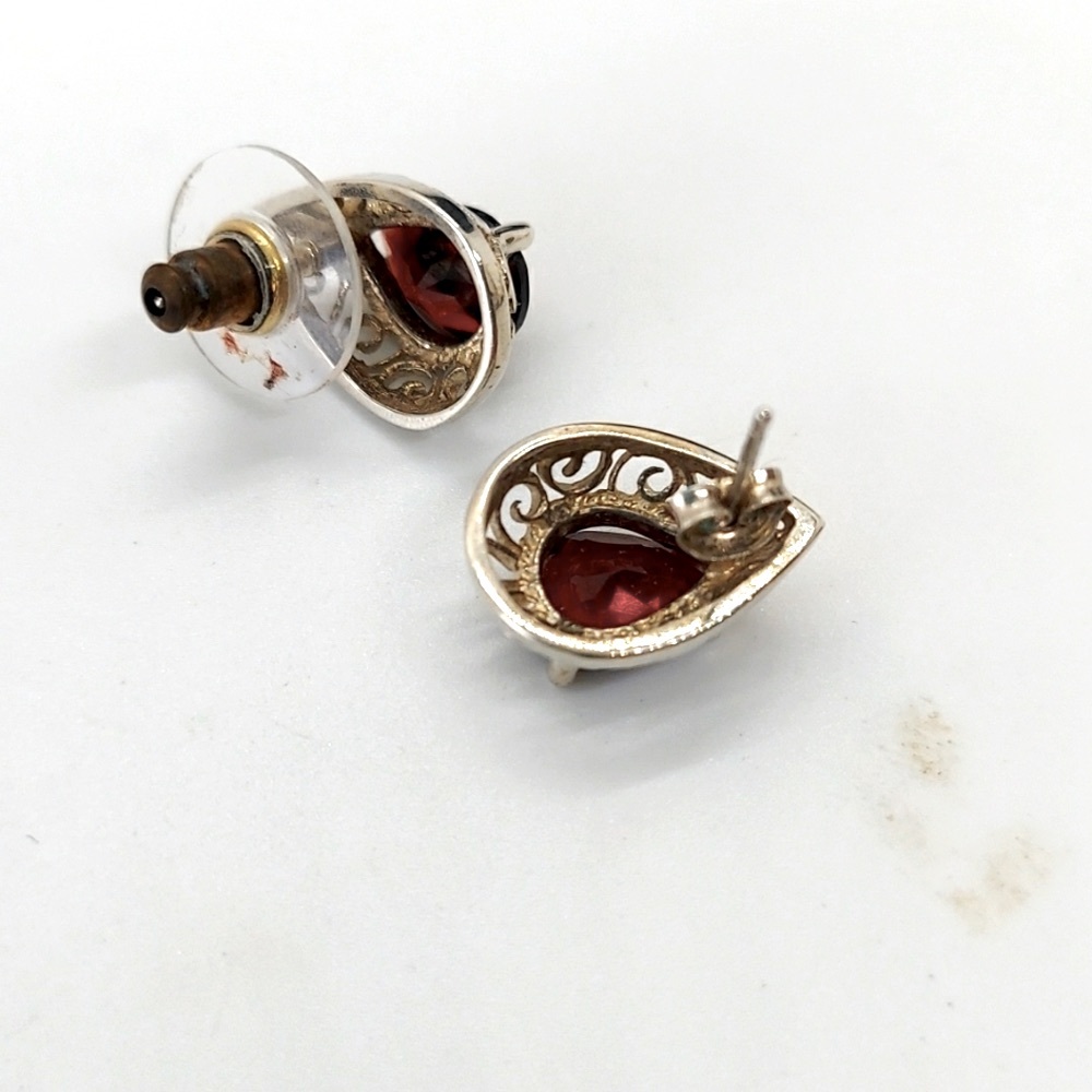 Beautiful Ruby Sterling Silver Pierced Etched Ear… - image 4